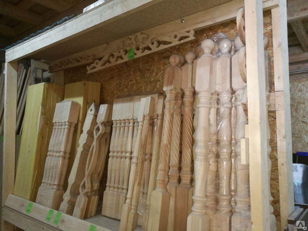 Ступени для лестниц деревянные, цена в Тольятти от компании ЭКОстрой