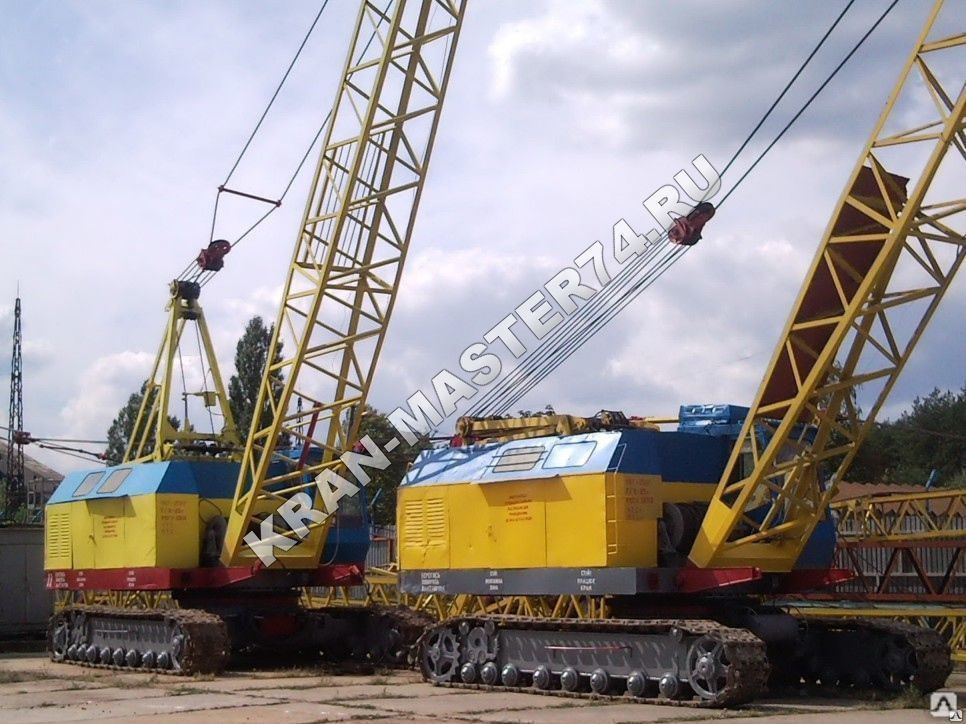 Кран гусеничный МКГ-25БР в башенно стреловом исполнении, стрела 28м ...